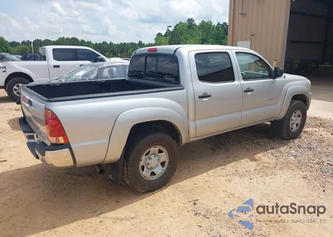2007 Toyota Tacoma Base V6 z USA, uszkodzony, nr VIN 3TMLU42NX7M009202